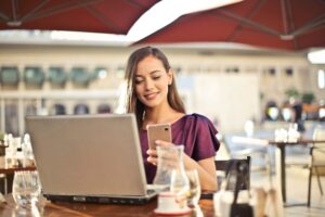 Jak přidávat nebo tvořit kontakty a společnosti v eWay-CRM Mobile