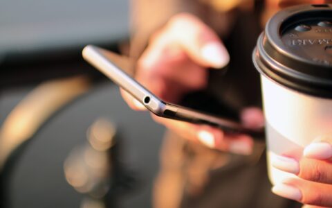 Nainstalujte si eWay-CRM 5.0 do iPhone či Android a užijte si vylepšený design