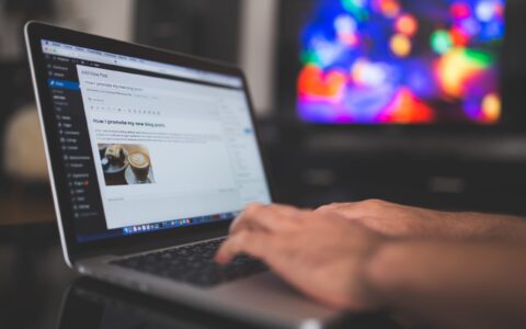 Propojte svůj web s eWay-CRM!