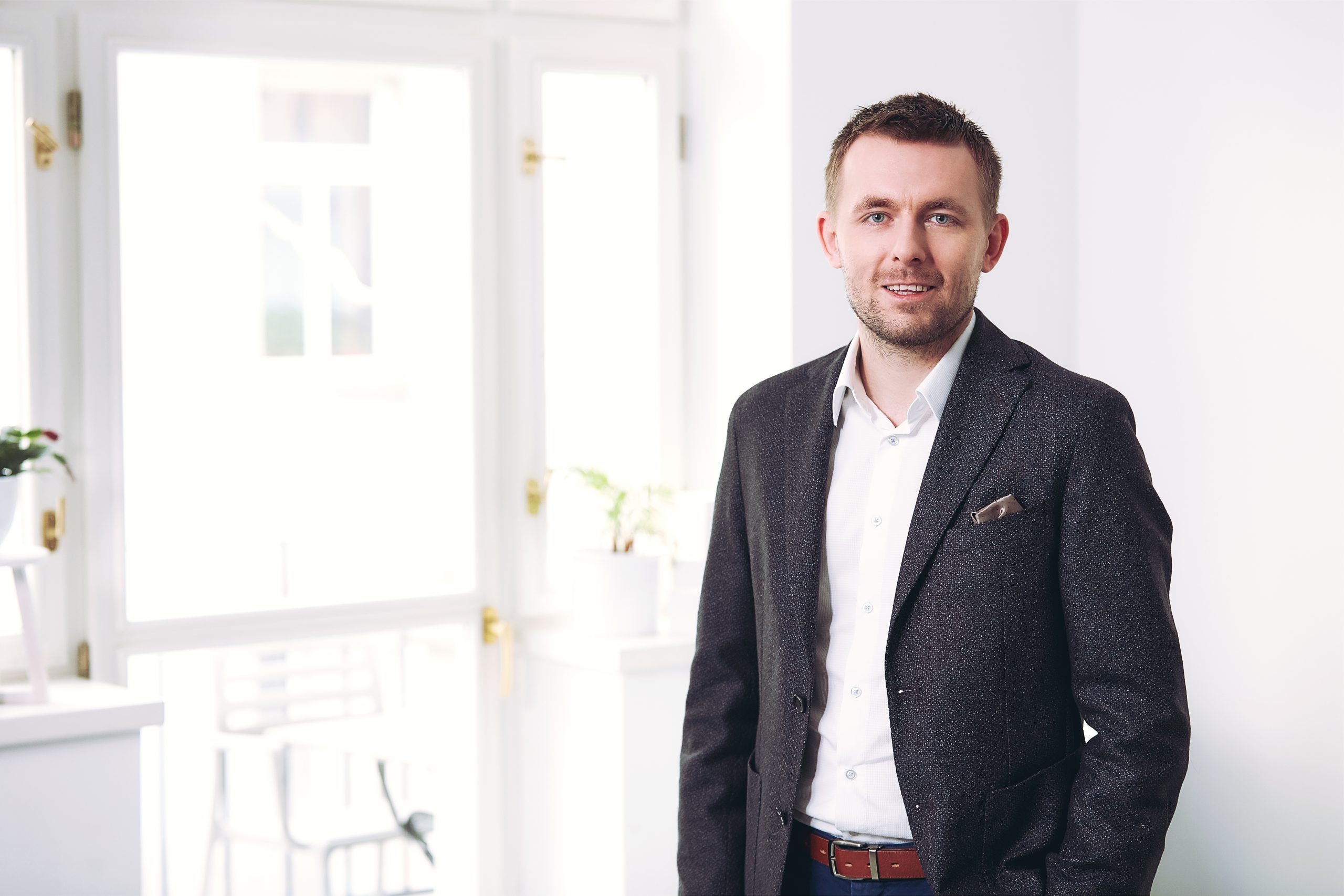 APRO software Interview with Jan Lalinsky | eWay-CRM in Outlook