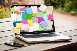 Potřebujete se adaptovat na režim home office? Začněte organizací práce