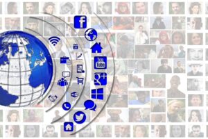 Instant Social Networks - From Facebook to TikTok
