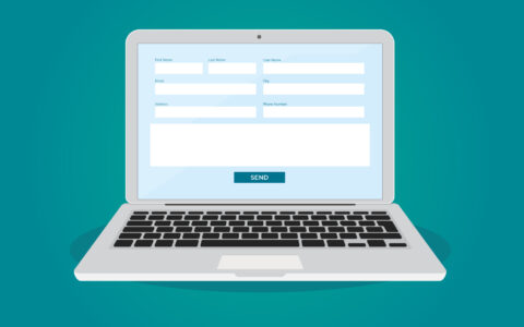 Výhody prepojenia webových stránok s CRM systémom