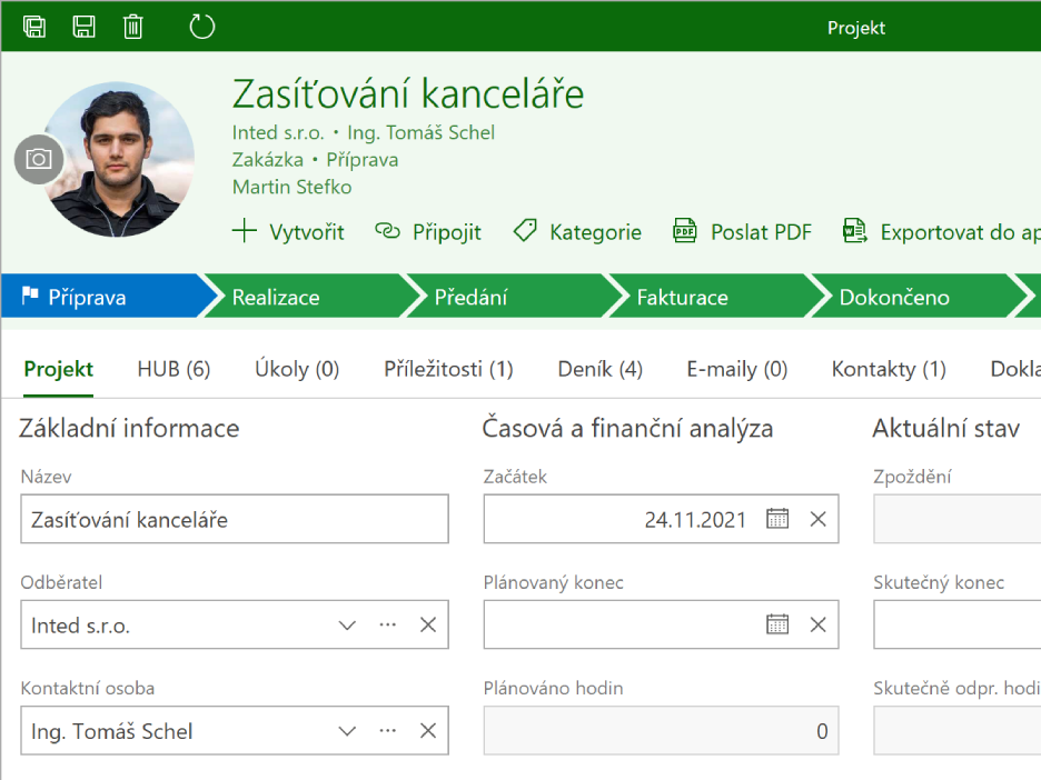 Projekty v CRM pro Outlook