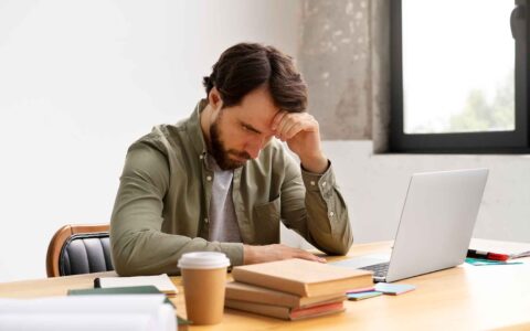 The Psychology of Email Stress and How to Overcome It